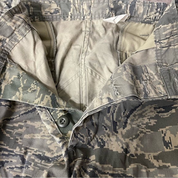 Military Camo pants men’s size 38R - Picture 4 of 4